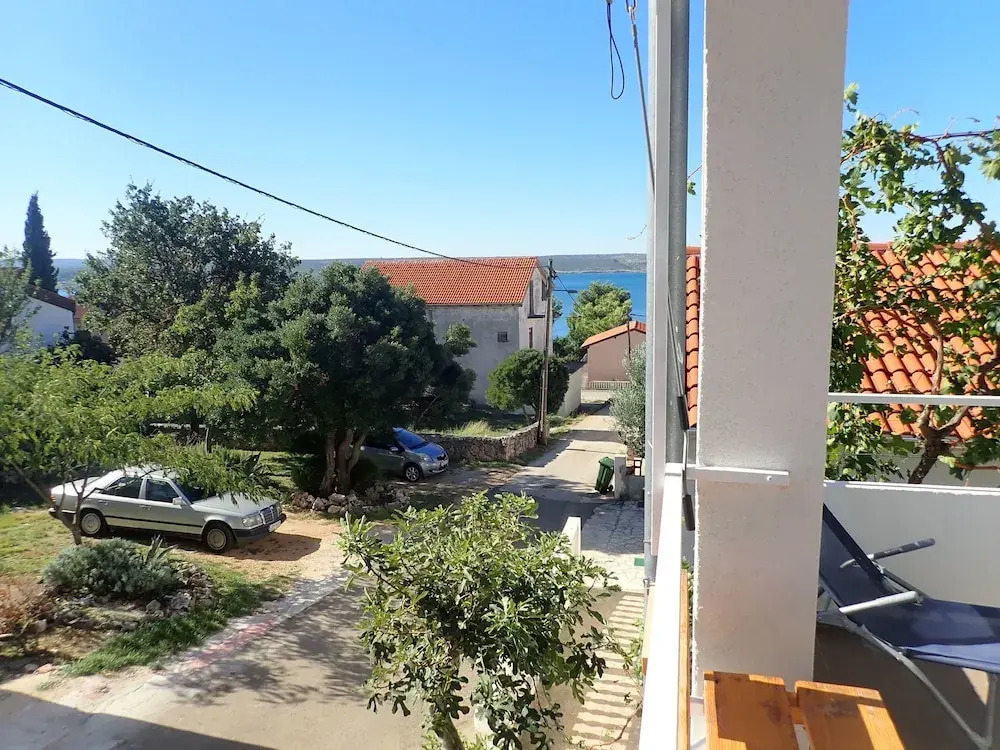 Apartments Maialena-modernly Furnished and With Nice Garden