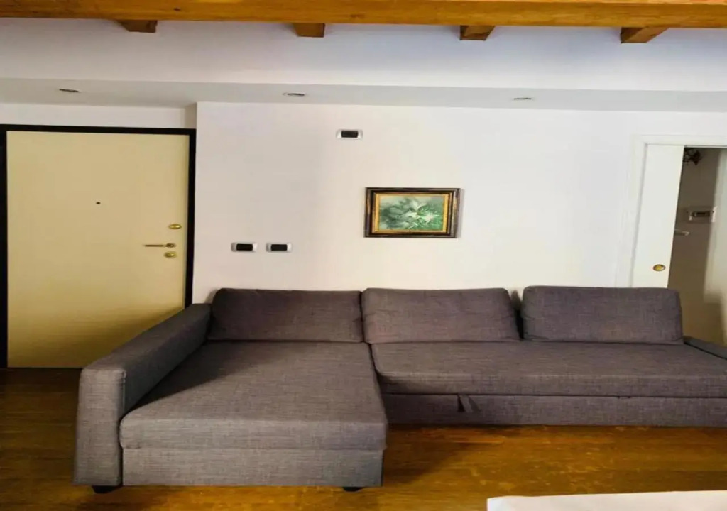 whouse suite GOLD TOWERS