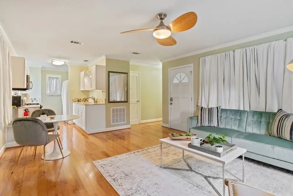 Updated 1-bedroom House in Baton Rouge