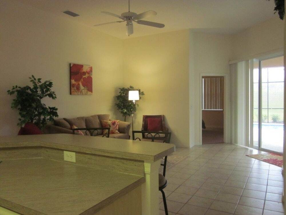 4 Br Calabay Parc Sleeps 8 - Fld 3253