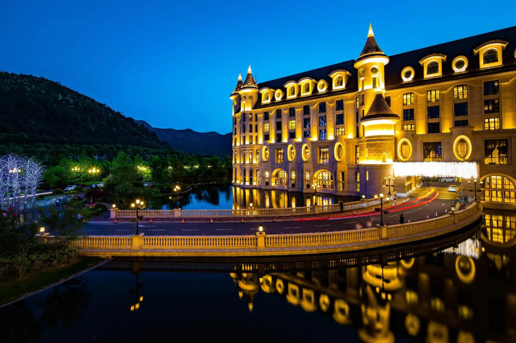 Yin Run Jin Jiang Castle Hotel