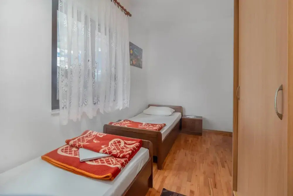 Beautiful Home in Novi Vinodolski With Wifi and 3 Bedrooms