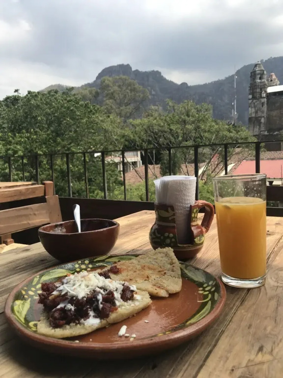 Revolucion Hospedaje