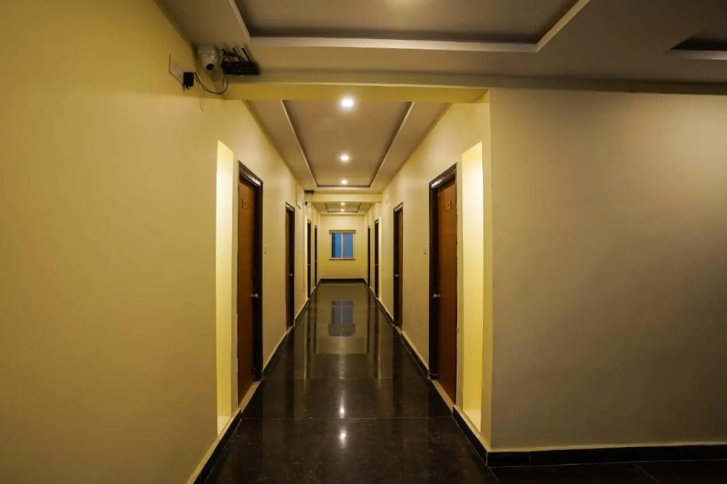 Hotel Iris Atnest Madhapur - A Business Hotel