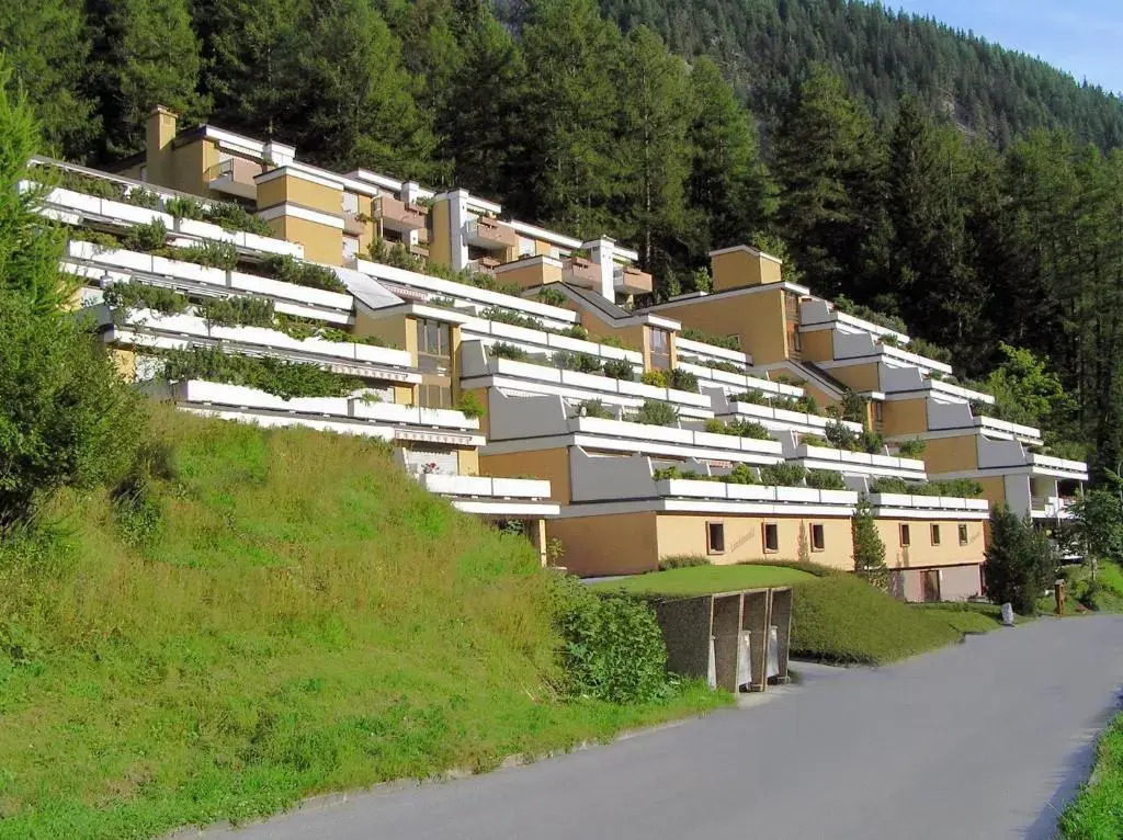 Lärchenwald 406