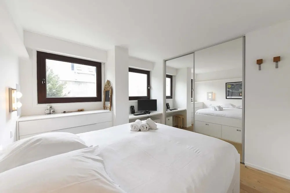 Family apartment near Montparnasse