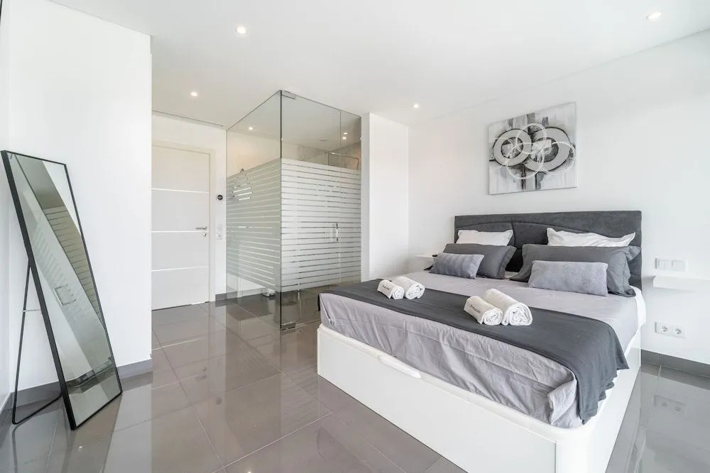 Villa das Amendoeiras by HelloVacations