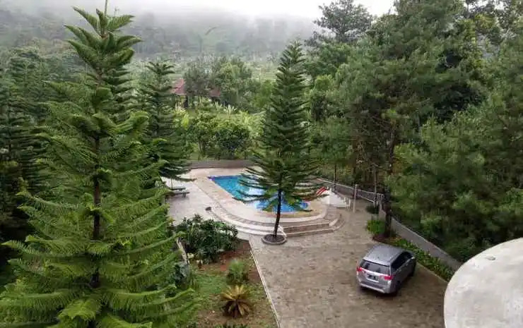 Villa Batu Hijau