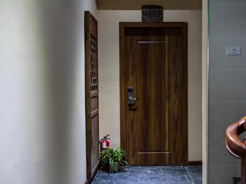 Guilin Lotus Hotel
