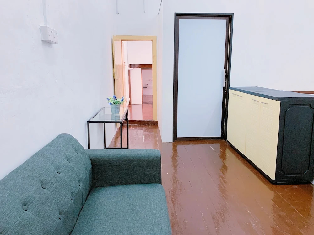Rabbit Breaks Penang Hostel