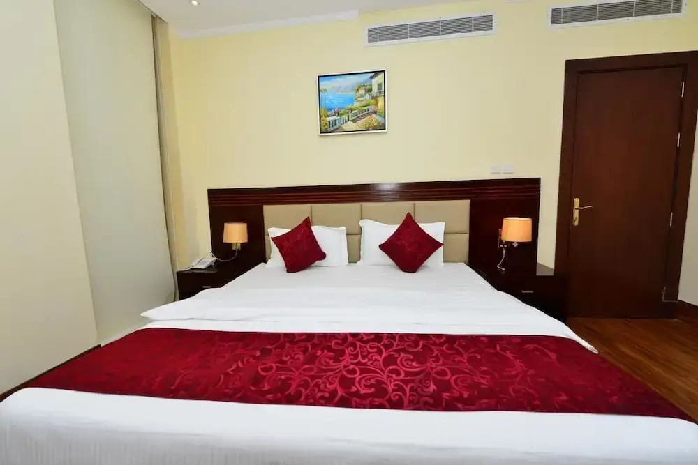 Lotuston Furnished Apartments 2