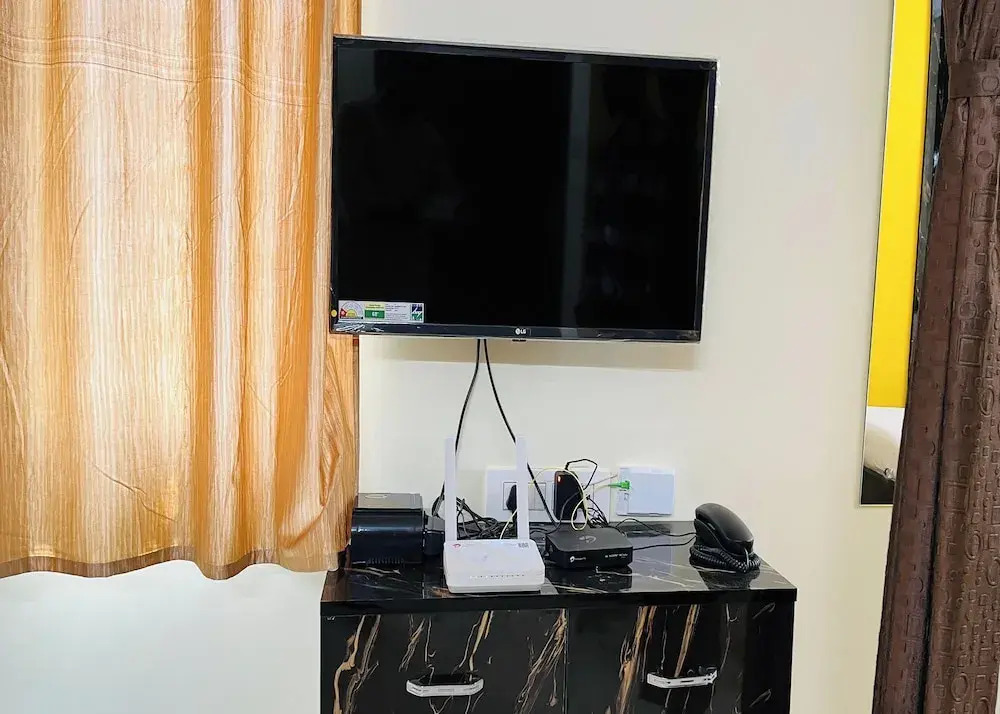 Marvel Comforts Near Fortis Hospital, Bannerghatta Road