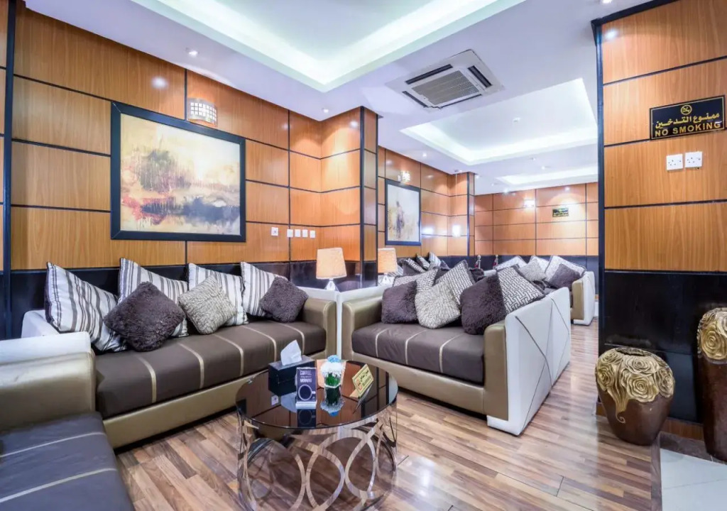 Al Muhaidb Residence Al Takhasossi 3 - Economic