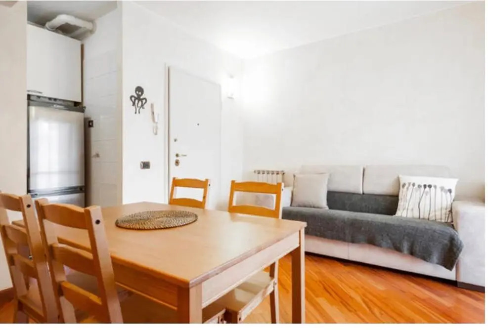 Apartment Forum 2