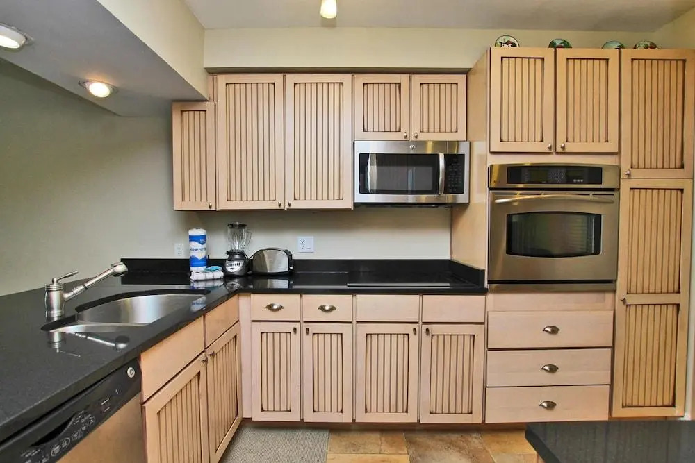 Broadmoor 304 by Youngs Suncoast