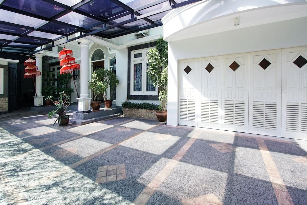 Collection O 3986 Just 11 Boutique Residence Syariah