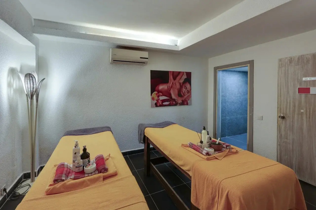 CHARM BEACH HOTEL