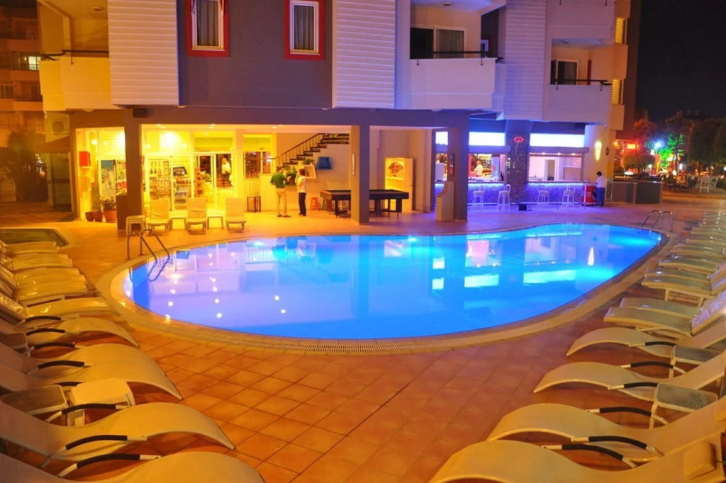 Smartline Sunpark Aramis Hotel