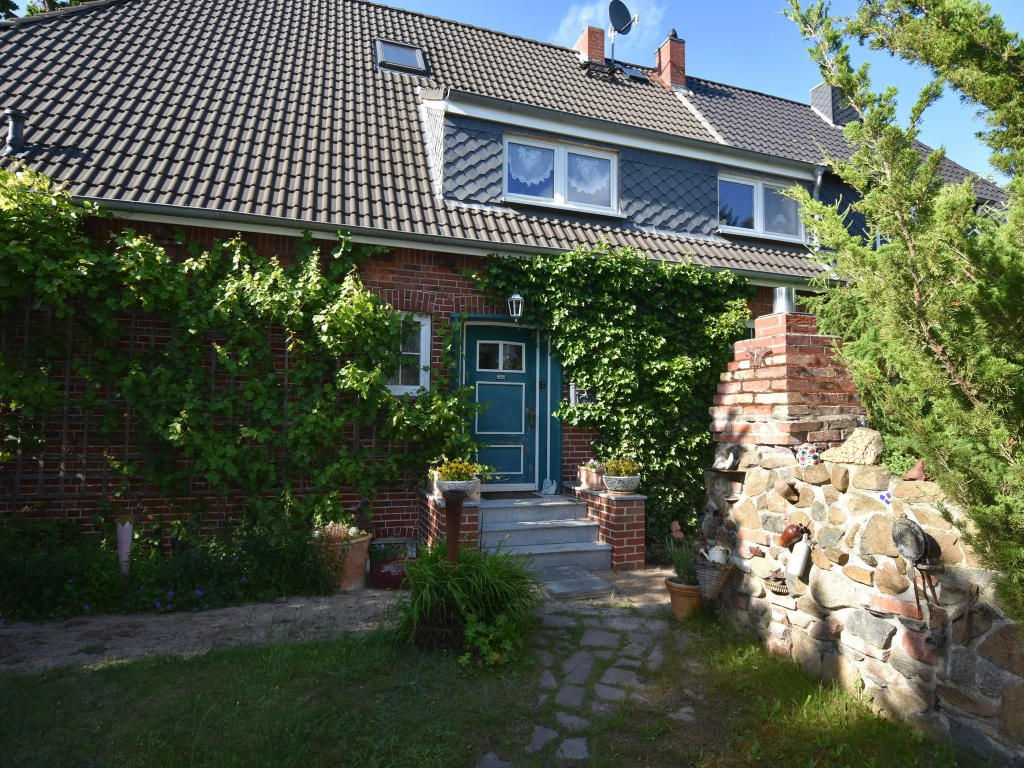 Peaceful Apartment in Ostseebad Boltenhagen with Terrace