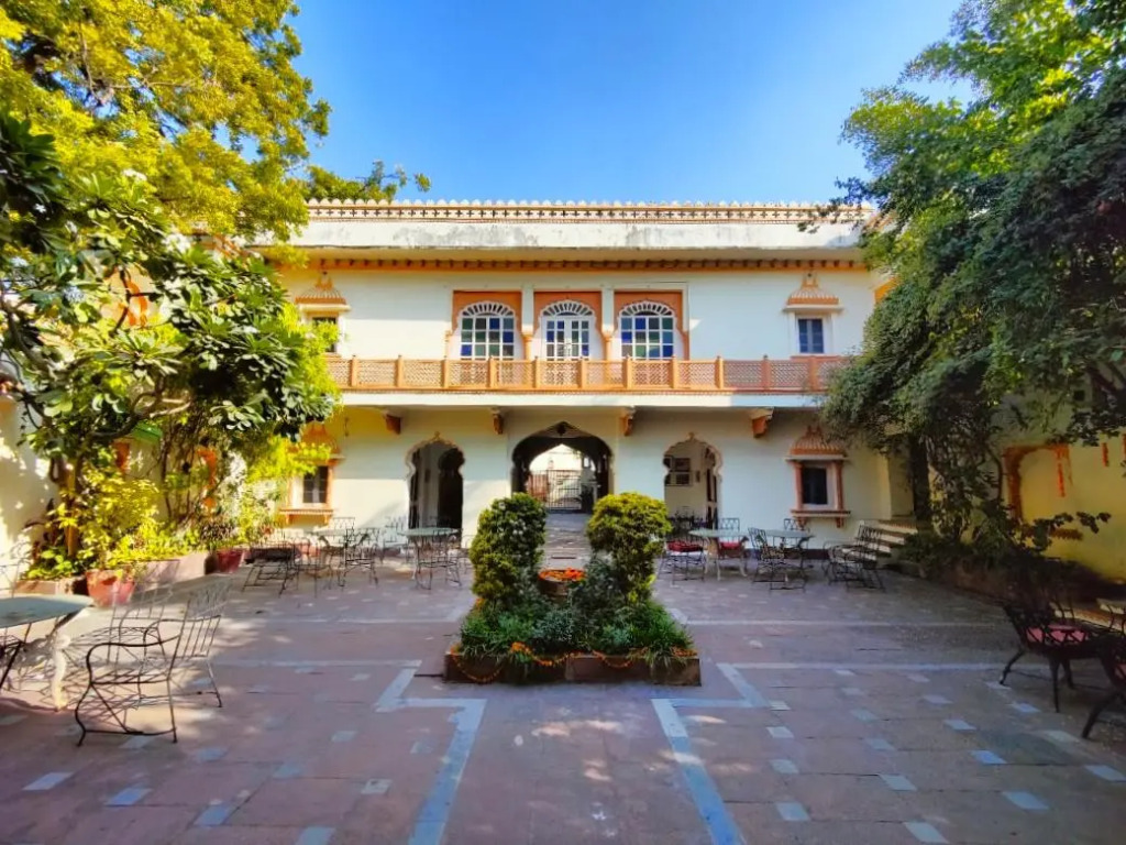 Palkiya Haveli - A Heritage Home