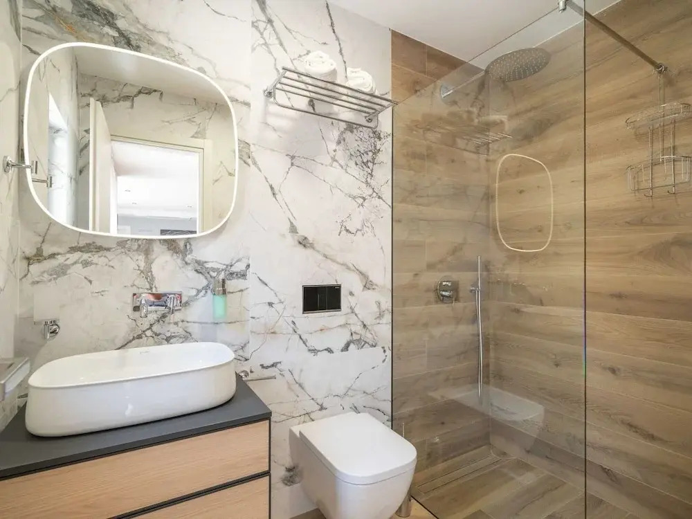 Apartments Villa Royale - Luxury One Bedroom Apartment with Terrace