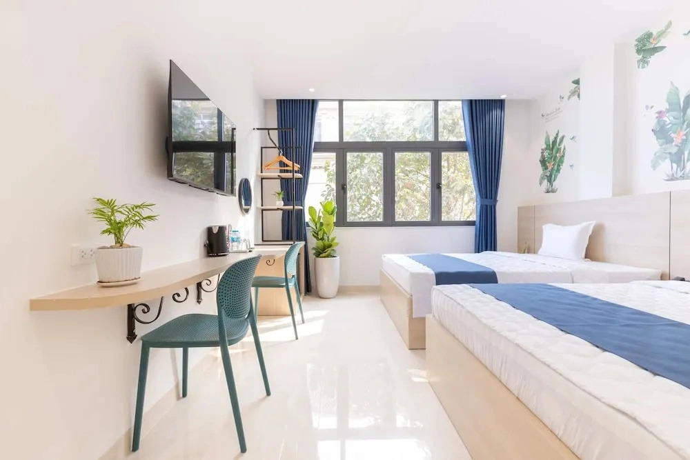 Bin Bin Hotel 18 - Near Thu Thiem Villa