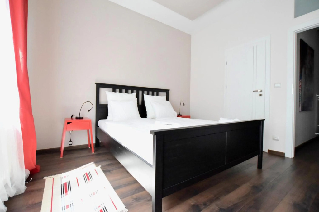 Standard Apartment by Hi5 - Close to Buda Castle