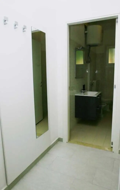 Comfortably Furnished Flat Near the sea