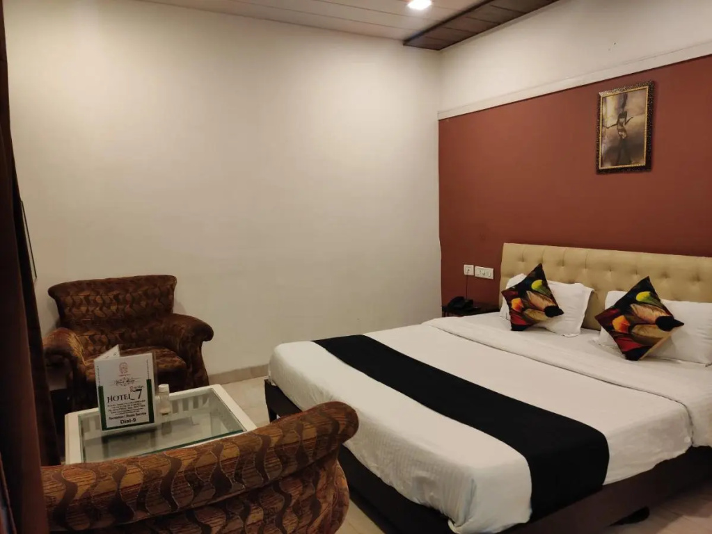 Hotel Seven- Center of City Chandigarh