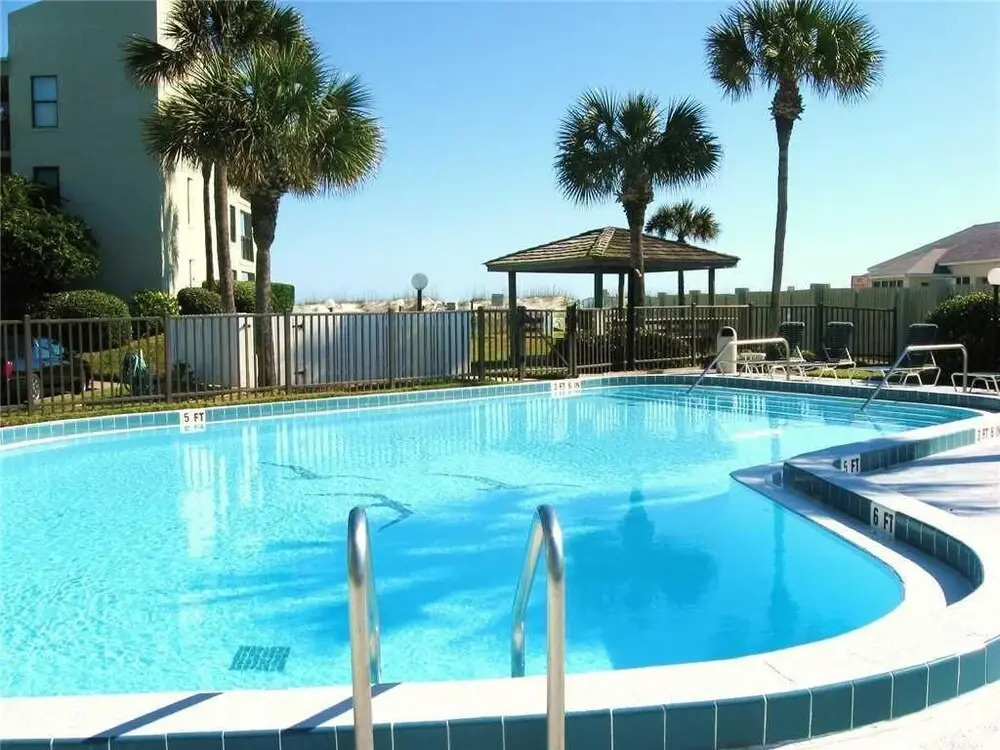 Island South 11