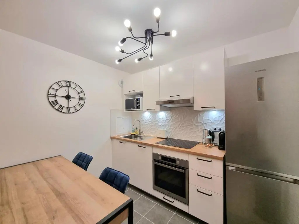 ***Suite Regence * 5min Disney & Shopping * New***