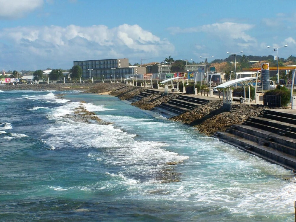 Apartment With one Bedroom in Le Moule, With Wonderful sea View and Enclosed Garden - 500 m From the Beach
