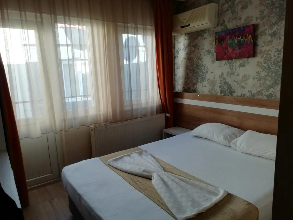 Grand Ece Otel