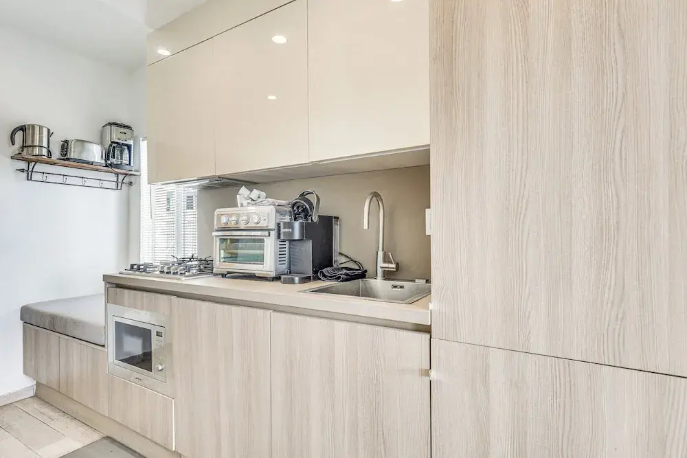 Cozy Miami Beach Apartment < 1 Mi to Ocean!