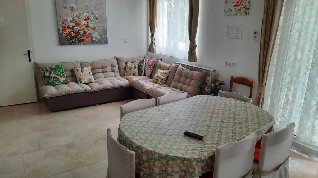 Ankica - pool & garden - A1(9)