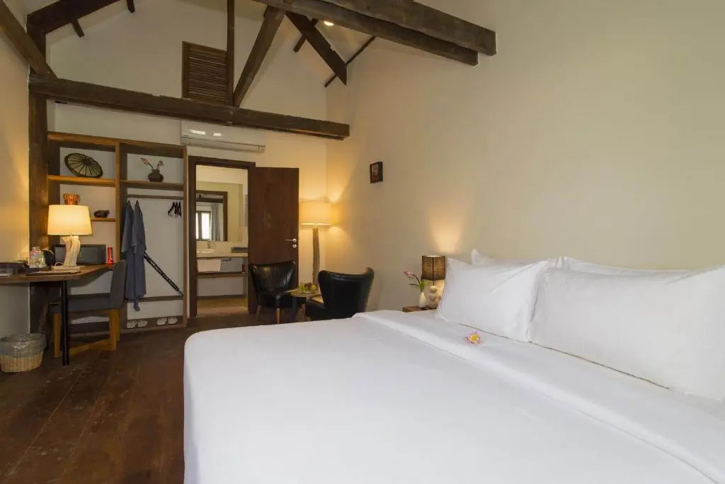 Enkosa 4-Bedroom Wooden Luxury House