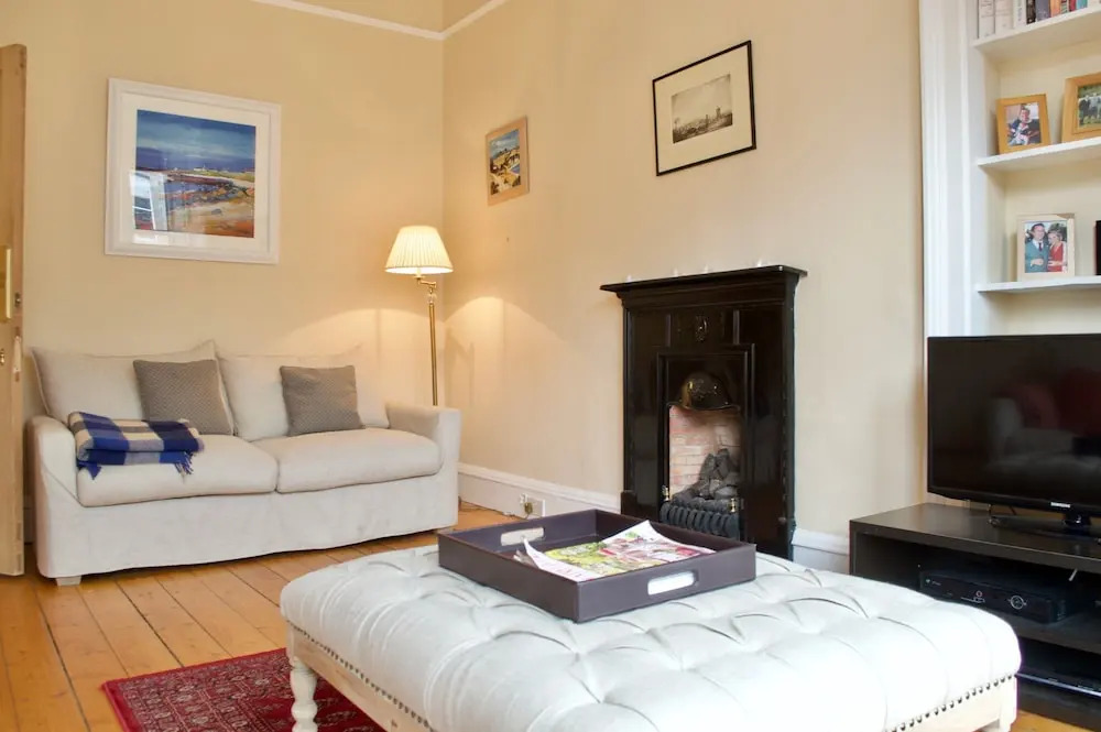 Spacious 1 Bedroom Stockbridge Flat