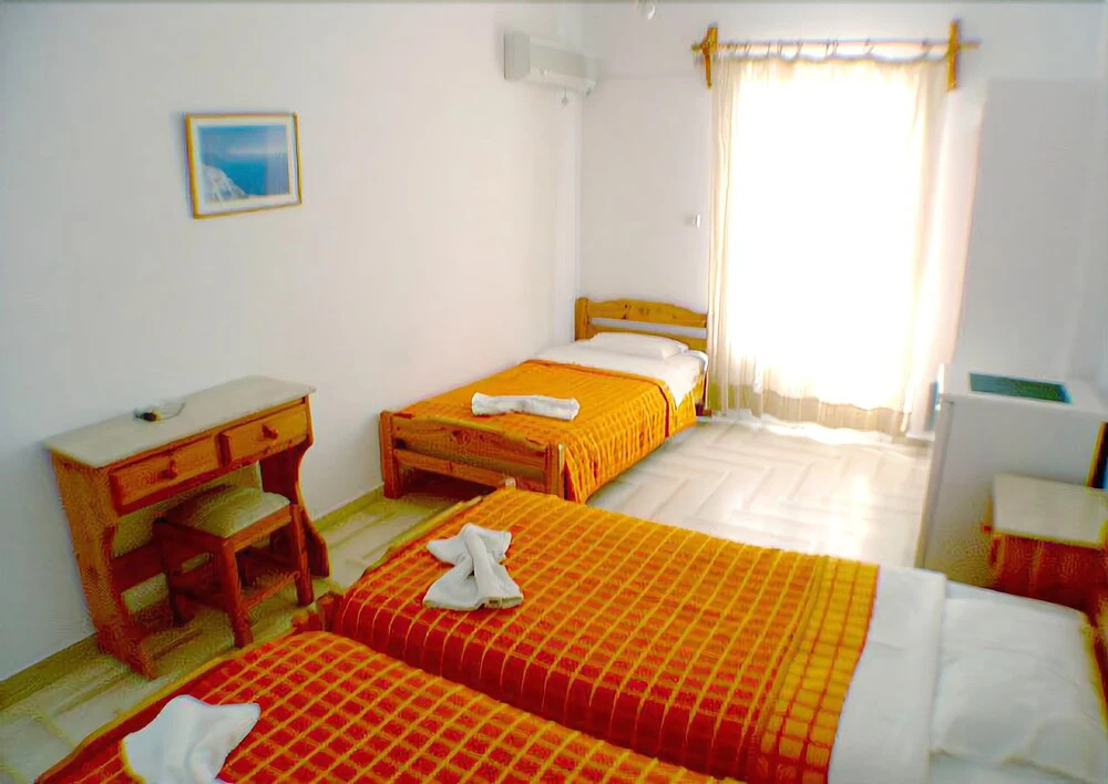 Hotel Marinos