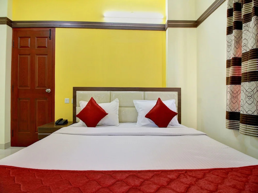 OYO 14815 Anu Residency