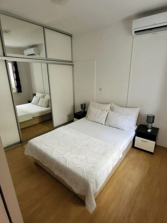 Apartment Dora