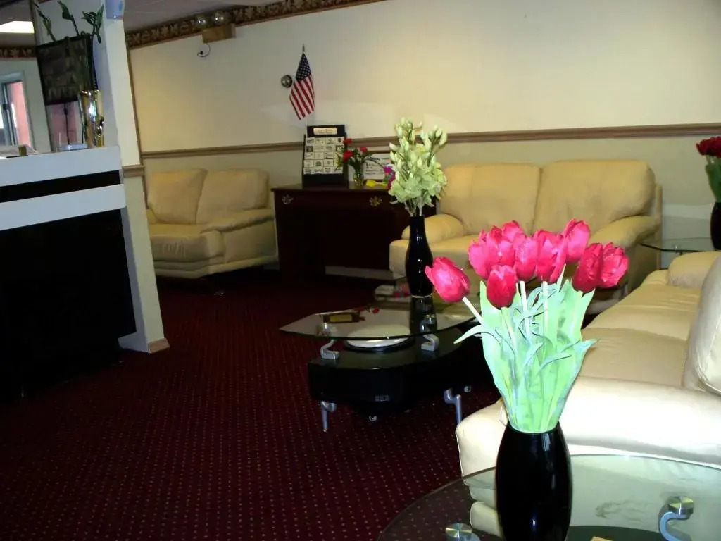 Budget Inn & Suites