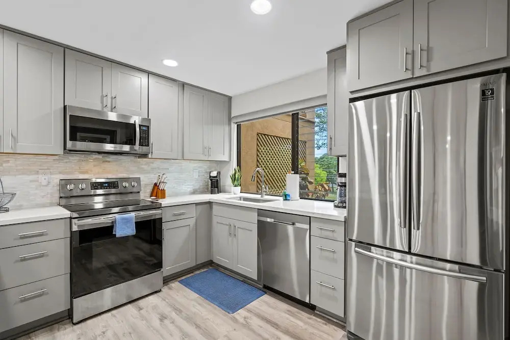 Wailea Ekahi 24B - Modern Garden Retreat w/ Lanai, Split AC & Stylish Renovation
