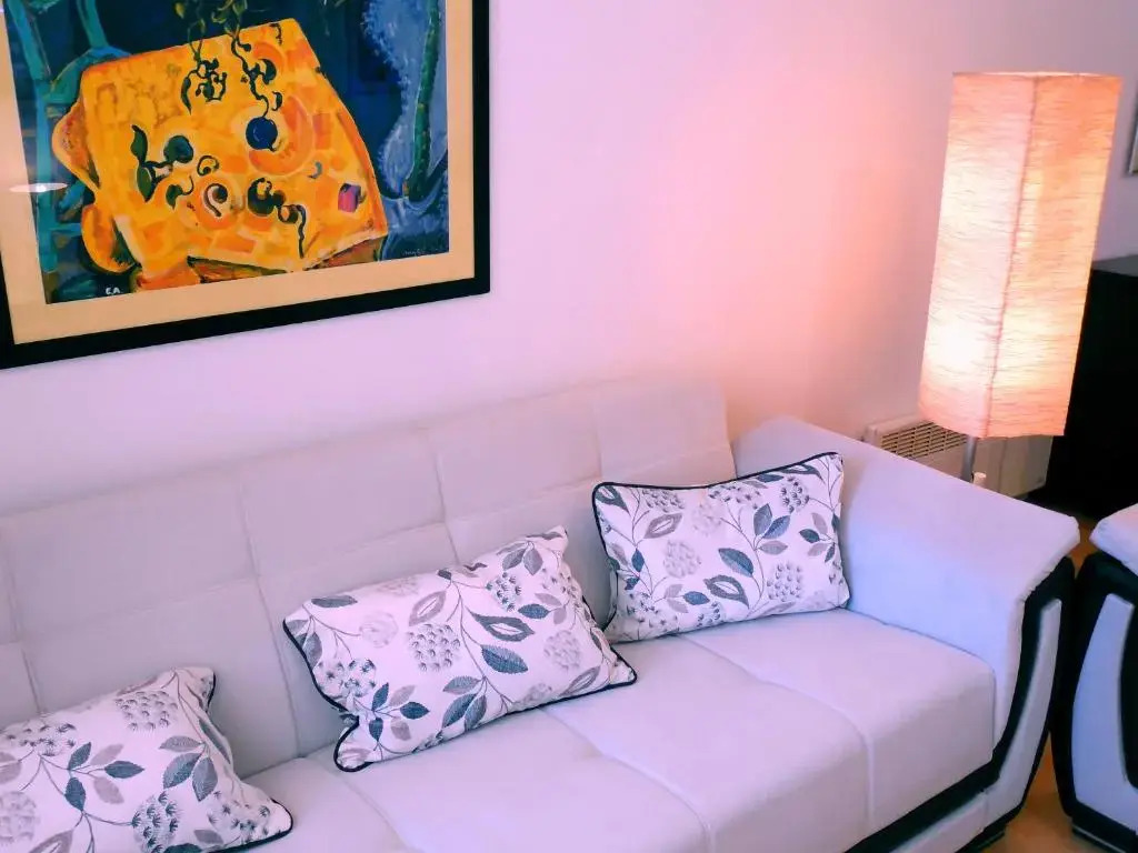 Orange Bamboo Suite