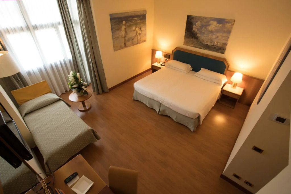iH Hotels Milano Eur - Trezzano sul Naviglio