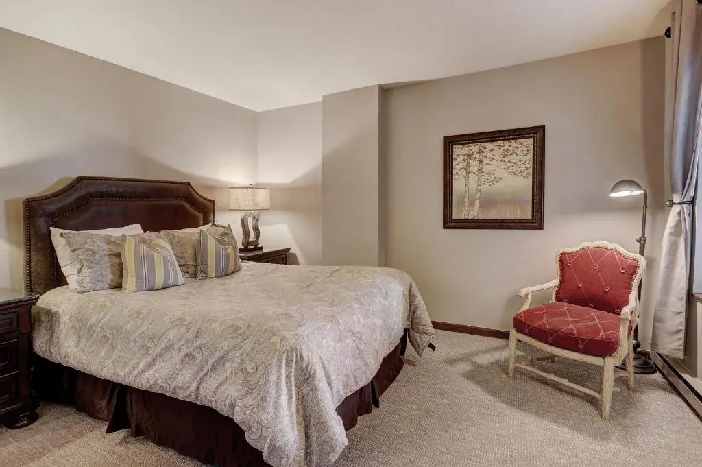 Seasons at Avon, A Vail Resorts Property