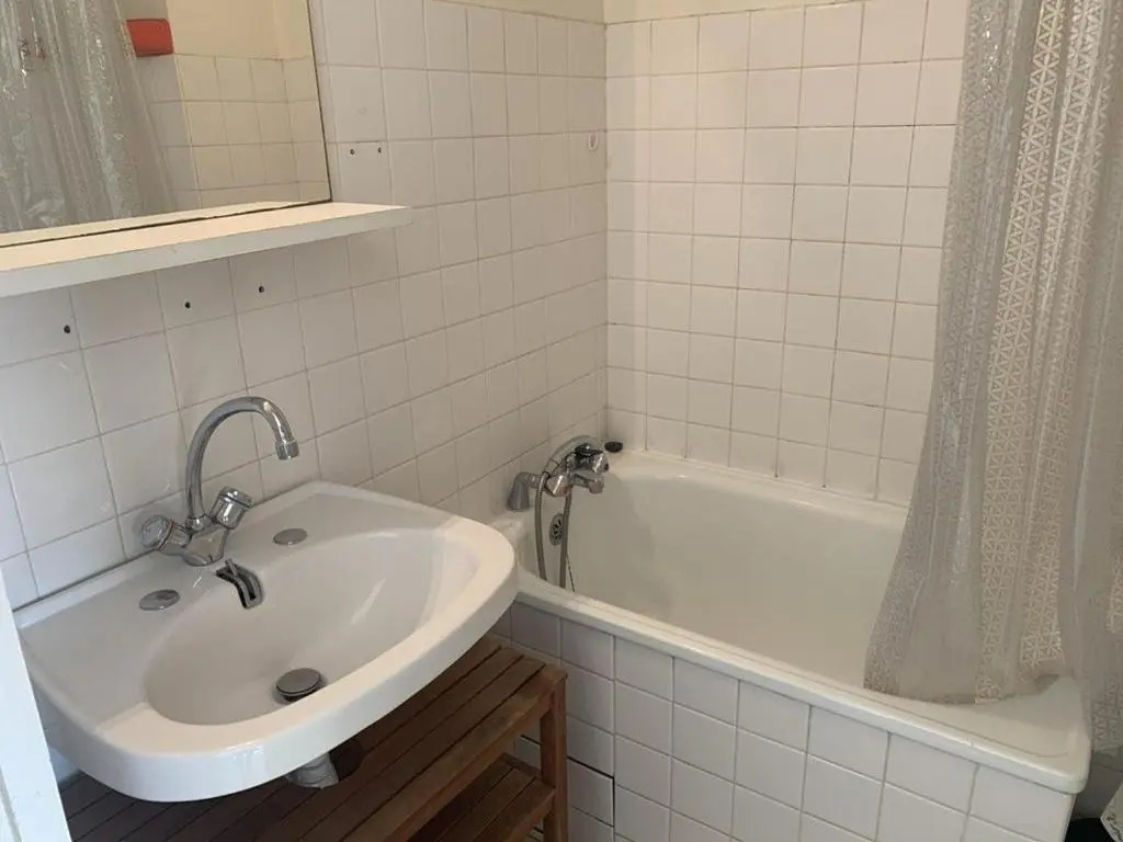 Appartement Balaruc-les-Bains, 1 pièce, 2 personnes - FR-1-571-11