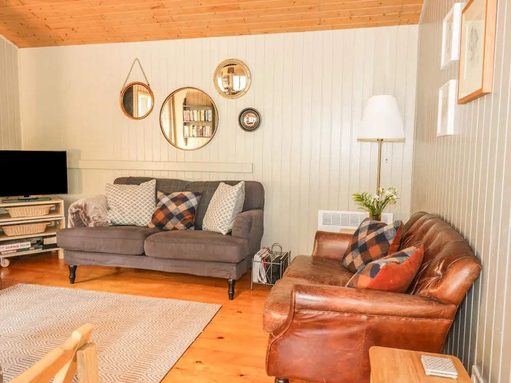 Nutkin Lodge