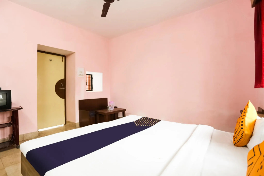 SPOT ON 75670 Hotel Swagtam
