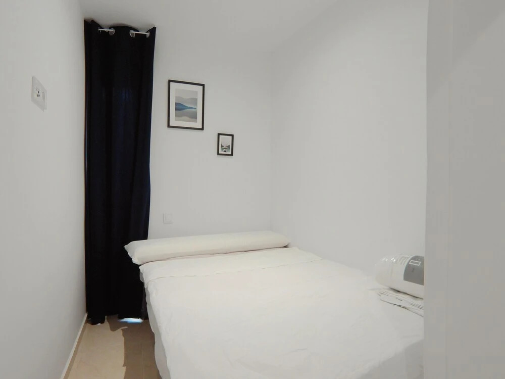 Apartamento exterior de 2 Habitaciones cercano al parque Olof Palme AP6