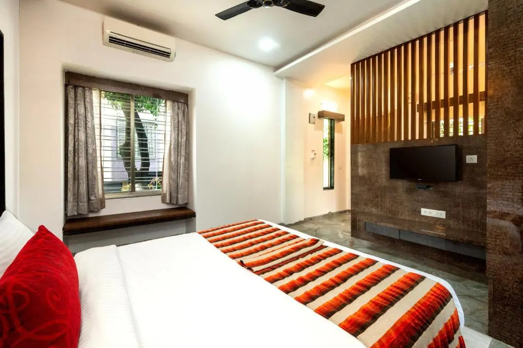 Freesia Resort by Express Inn